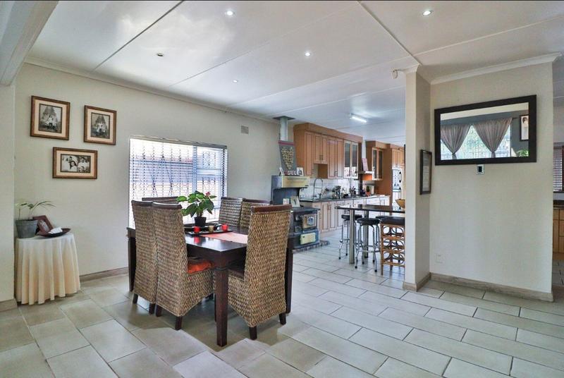 4 Bedroom Property for Sale in Heiderand Western Cape